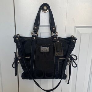 Adorable Rare Y2K Coach Logo Black Shoulder Bag With Handles & Bows On The Sides